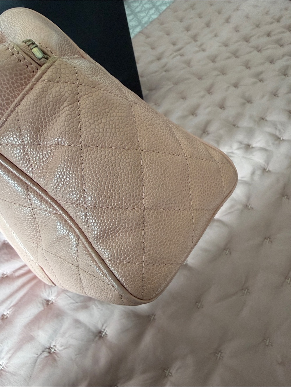 Chanel pink quilted caviar leather bowling bag - Picture 10 of 16